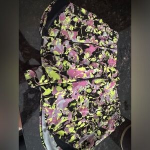 Lululemon shorts size 10
